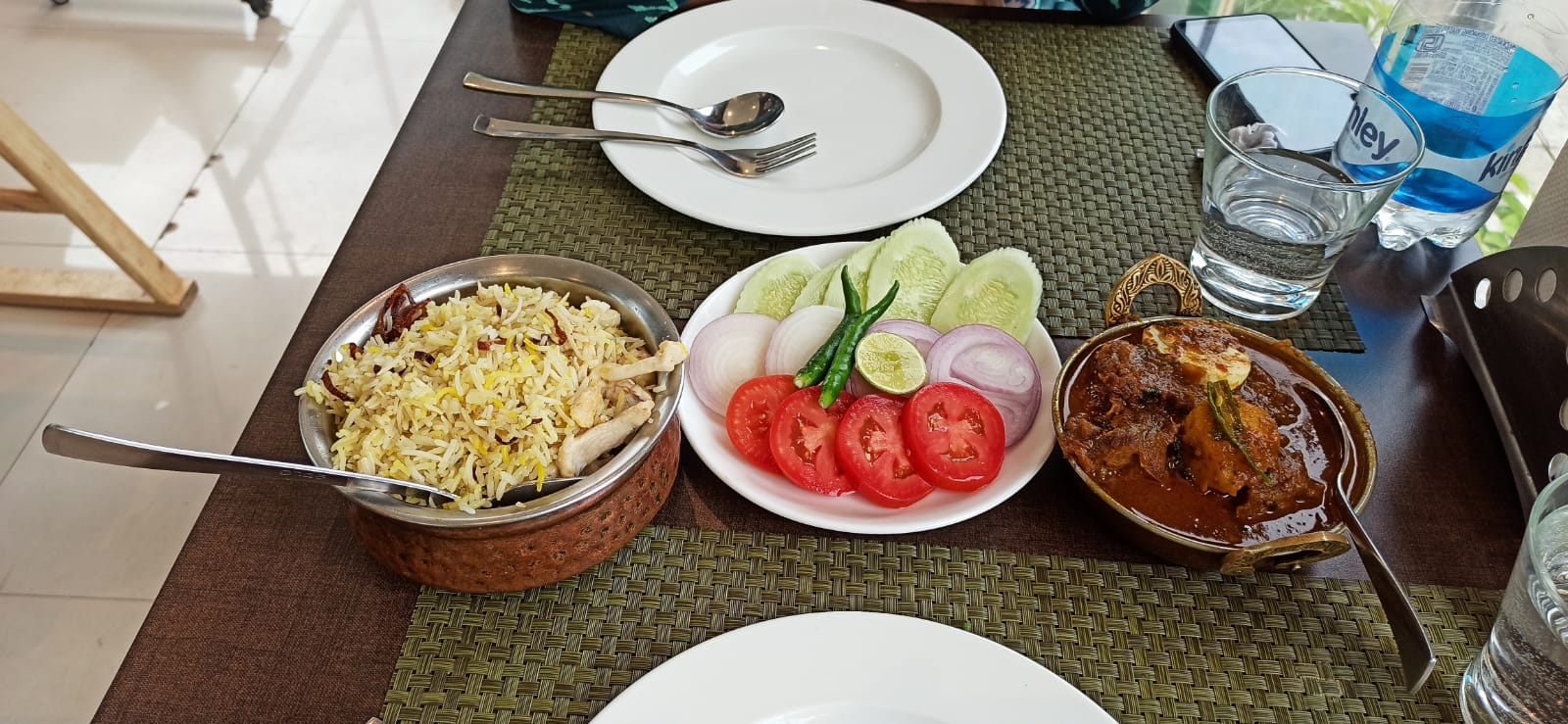 Dhamsa Tribal Restaurant & Cafe Ekante ★ ধামশা ও ক্যাফে একান্তে
